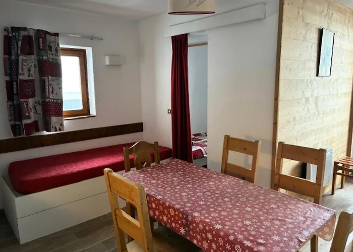 Altineige - Pour 4 Personnes Mae-9194 *